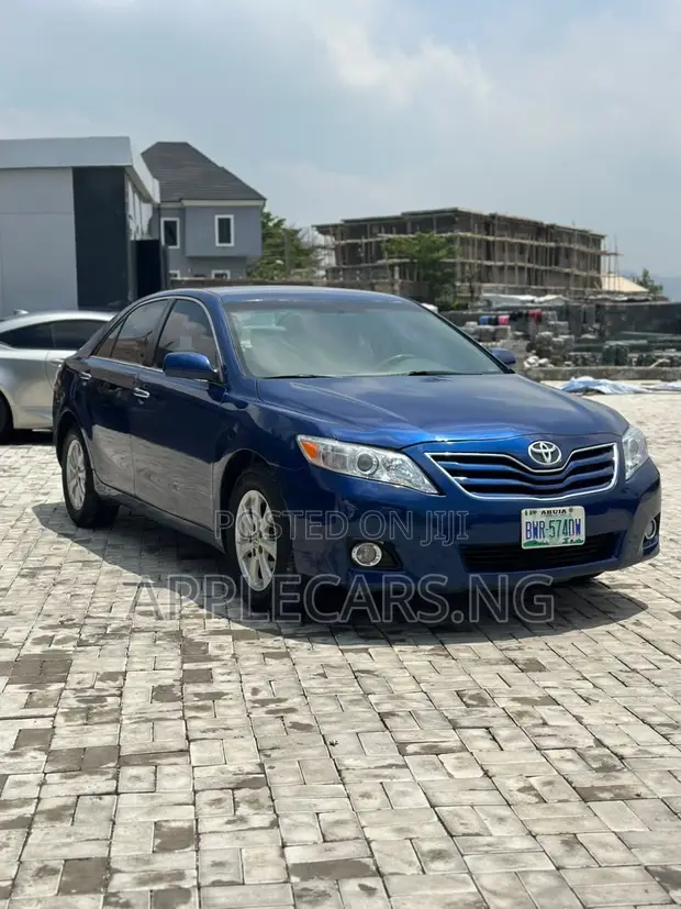 2011 Toyota Camry LE Sedan - 1