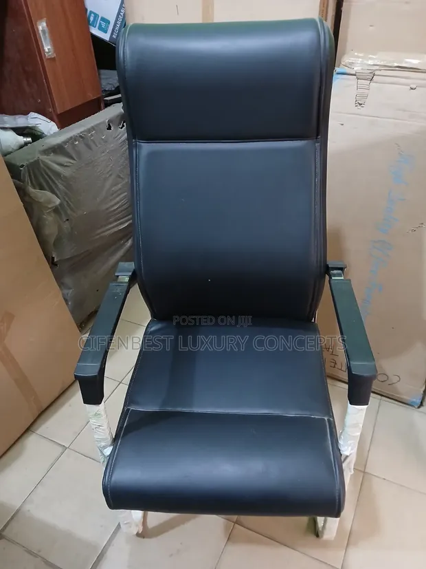 Executive Visitors Leather Chair - Black - 1