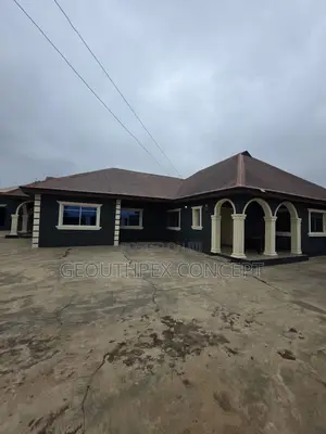 3-Bedroom Bungalow with Shops & Flat for Sale in Alakia