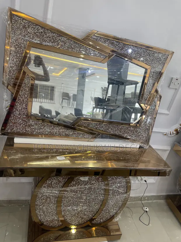 Royal Mirror Console - Brand New - 1