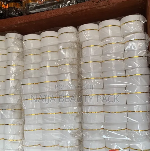 30gram Plastic Face Cream Cups - 1