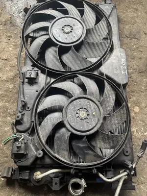 Chevrolet Cruze 2010-2011 Complete Radiator Fan