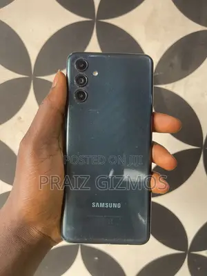 Samsung Galaxy A04s 128GB Black (Used)