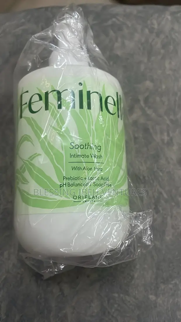 Feminelle Intimate Wash by Oriflame - 1