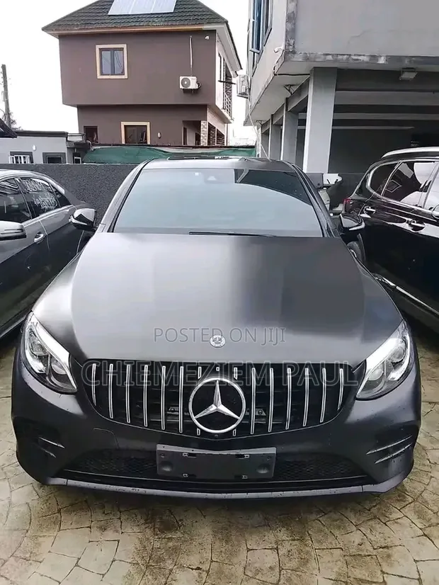 Mercedes-Benz GLC-Class 2018 Black - 1