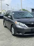 2015 Toyota Sienna LE 7-Passenger AWD - 4