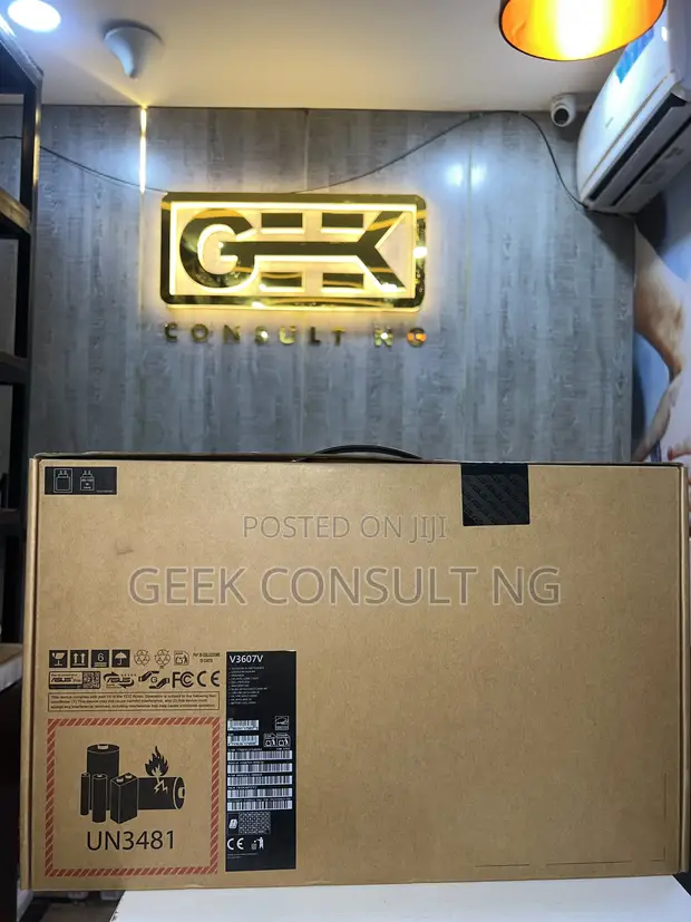 New Asus V16 Gaming Laptop - Intel Core 7, 16GB RAM, 1TB SSD - 1
