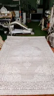 Tufafin Ƙofar Launi Grey Mai Zane - 1
