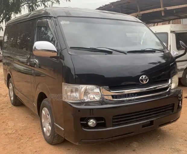 2006 Toyota HiAce Commuter GL Bus - 1