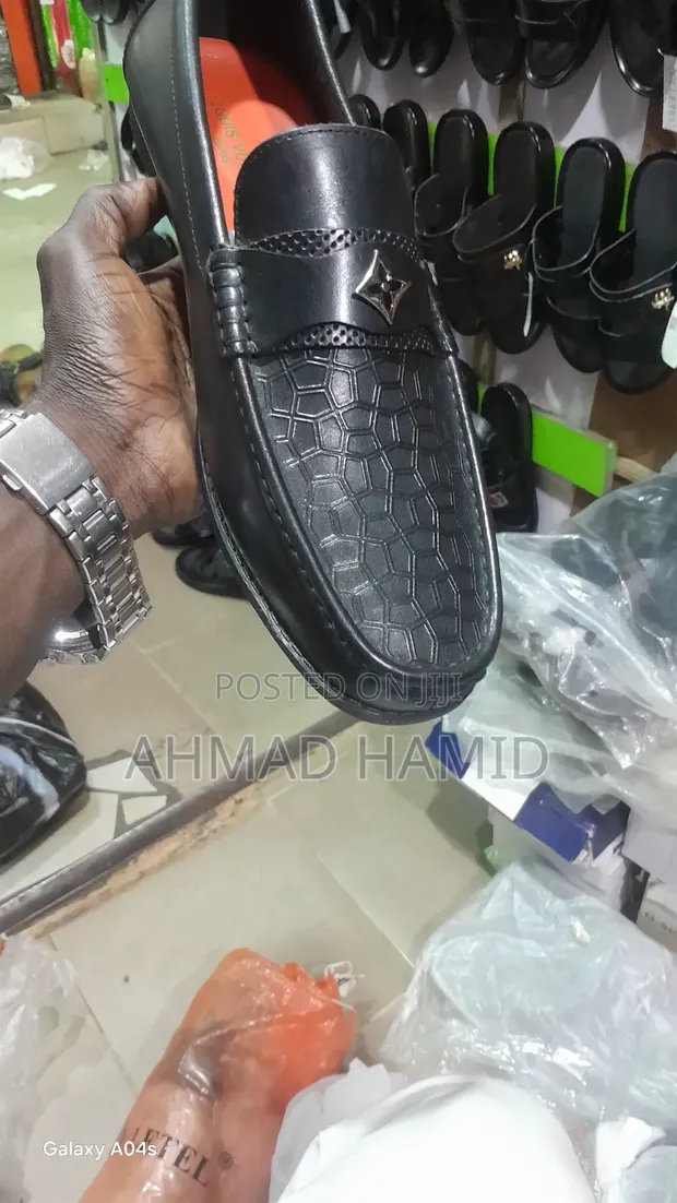 Gaskiyar Takalman Clarks na Fata - Mazaje Girma 40-46 - 1