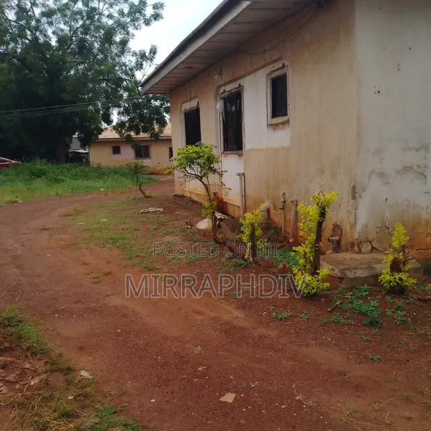 2 Bedroom Bungalow for Rent in Old GRA, Enugu - 1