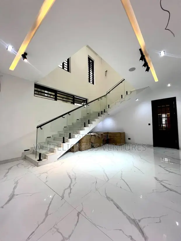 5 Bedroom Detached Duplex da Cinema & Pool a Ikota - 1