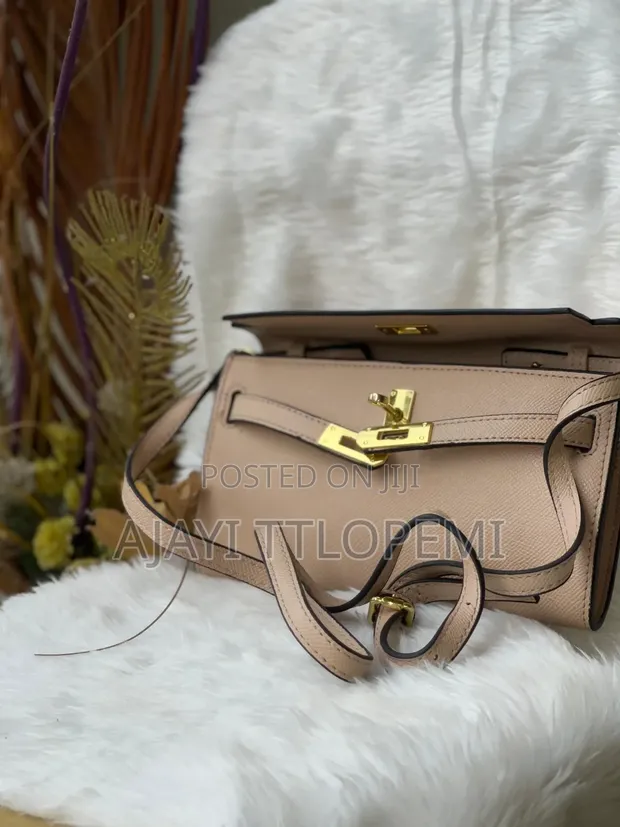 Kyakkyawar Jakar Hannu Ta Mini Crossbody - 1