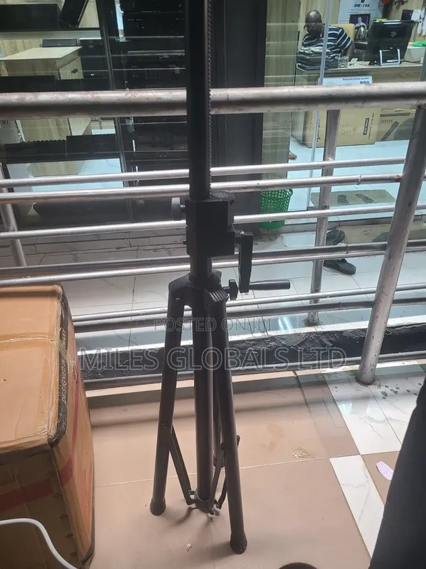 Iron Speaker Stand - 1