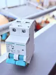 Suntree SCB8-63 C25 2-Pole AC MCB - 1