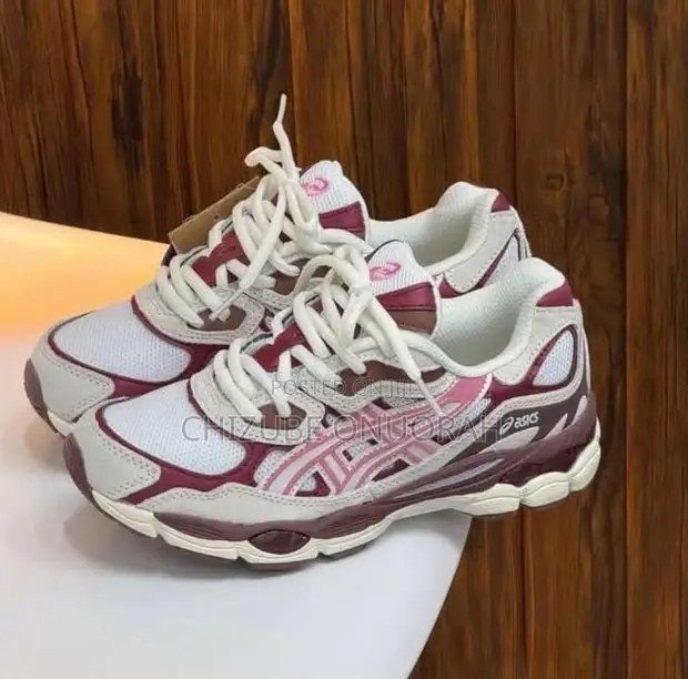 Asics Gel Sneakers - 1