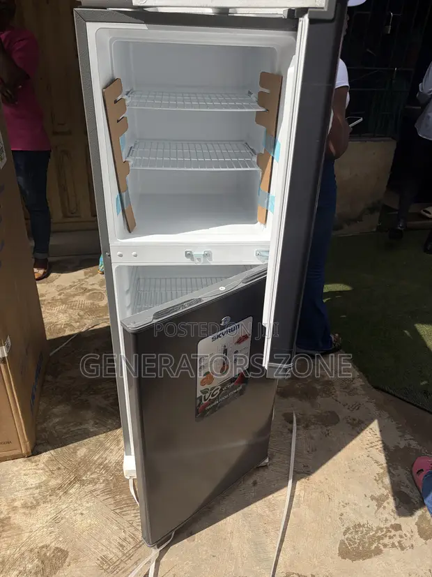 Skyrun 195L Double Door Refrigerator - 1
