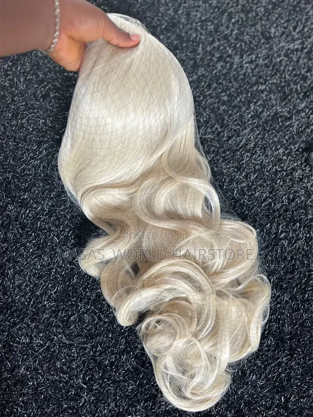 Futura Wig Lanna Blondie Mai Girgiza 32" HD Illusion Lace Frontal - 1