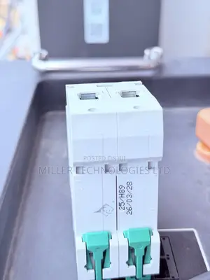 Suntree 25A AC Double Pole Circuit Breaker | C25
