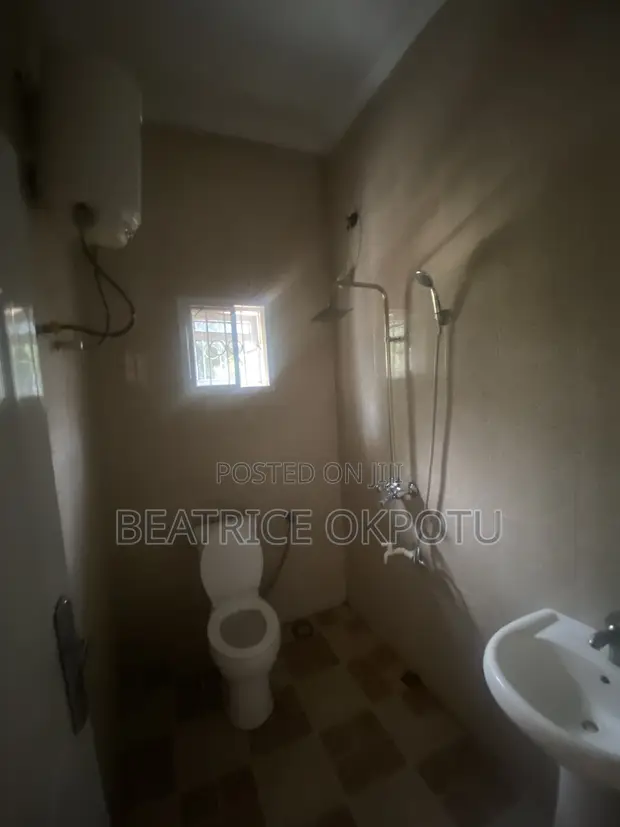2-Bedroom Block of Flats for Rent in Kubwa - 1