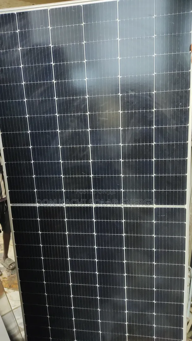 Don Kachi Solar Panels - 550W JinkoSolar Hybrid Inverter Ready - 1