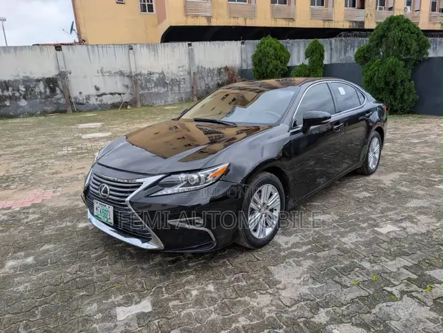 Lexus ES 350 2013 Black - 1
