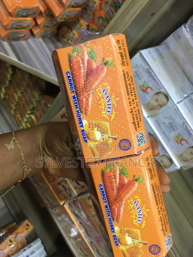 Asantee Herbal Brightening Soap - 1