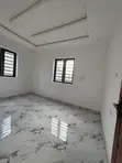 4 Units na 2-Bedroom Flats don Siyarwa a Almond Estate, Akobo - 3