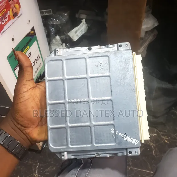 Refurbished Brain Box for Lexus GX460 - 1