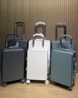 Quality Luggage Set - 2 Piece - 3