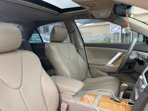 2009 Toyota Camry XLE V6 Black