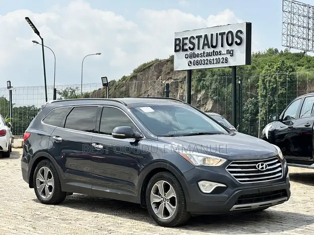 Hyundai Santa Fe 2012 Blue - 1