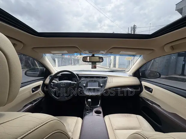 2015 Toyota Avalon XLE Premium Burgundy - 1