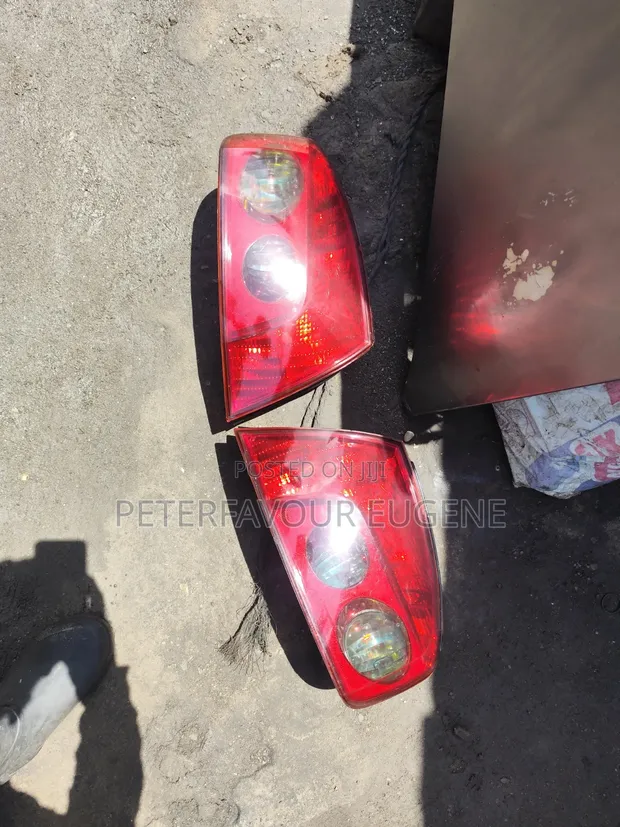 Peugeot 407 Rear Light (Old Model) - 1
