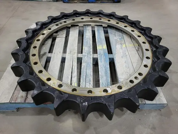 Heavy-Duty Industrial Sprocket - 1