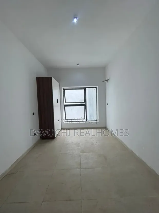 3 Bedroom Maisonette for Sale in Lekki Phase 1 - 1