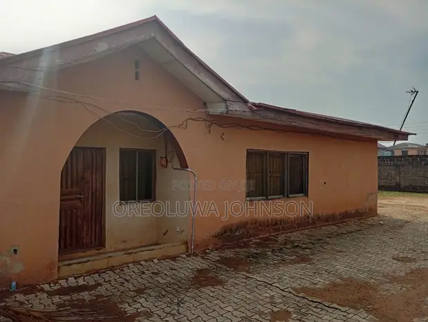 3 Bedroom Bungalow for Sale in Ayobo - 1