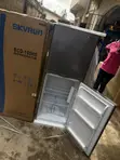 Skyrun BCD-195HS 195L Refrigerator tare da Freezer - 1