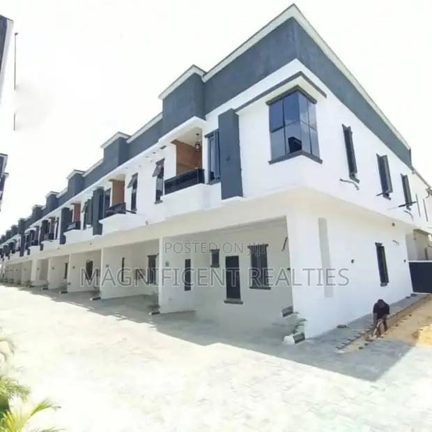 4-Bedroom Duplex for Sale in Simify Court, Ikota - 1