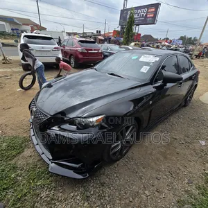 Lexus IS 2015 Black F Sport