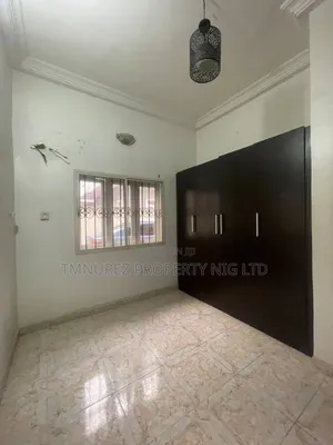 3 Bedroom Apartment for Rent in Chevron Estate
