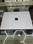 Apple MacBook Air 2022 M2 8GB RAM 512GB SSD - 1