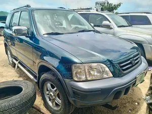 Honda CR-V 2001 Baƙi