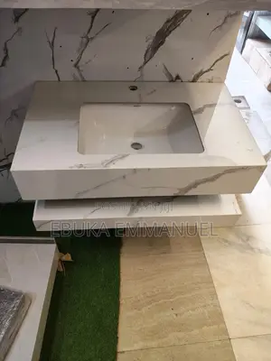 2 Steps Basin with Digital Mirrors