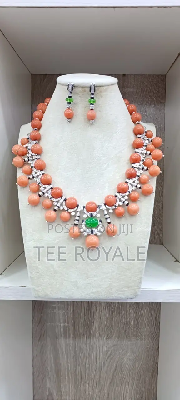 Brazilian Coral & Gold Necklace and Earrings Set - 1