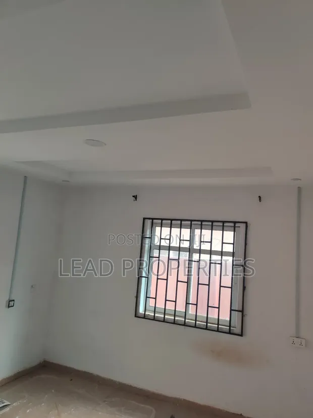 3 Bedroom Bungalow for Rent in Alagbaka GRA, Akure - 1