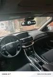 Honda Accord 2013 Baƙi (An Sake Gyara zuwa 2017) - 3