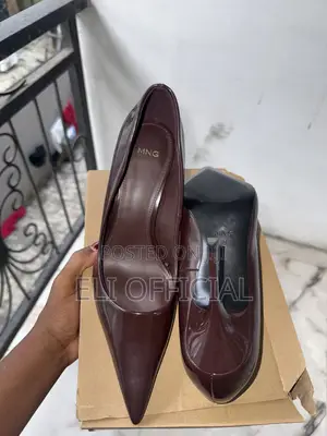 Mango Jan Fata Mai Shege Mai Tsini - Girman 39