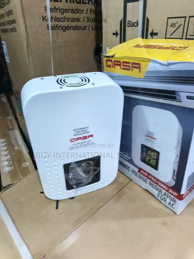 Qasa 5KVA Wall Mounted Voltage Stabilizer - 1