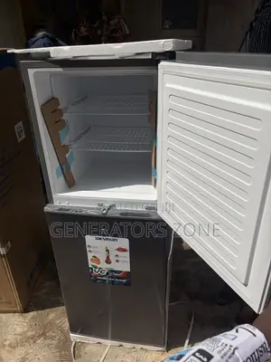 Skyrun BCD-195HS 195L Two Door Fridge Freezer